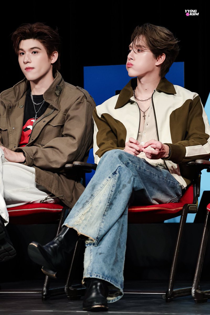 sleeproom_'s tweet photo. ดูหน้า ใครอันตราย 5555555555555555 https://t.co/gBxYf4Qmq9