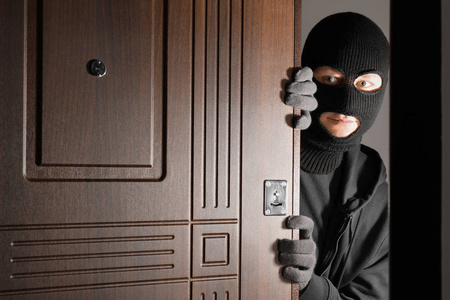 StarlitBaycs7e's tweet photo. [Avoid being caught acting sneaky – don’t go being a thief who messes things up!]， https://t.co/A2TvLZJcwQ
