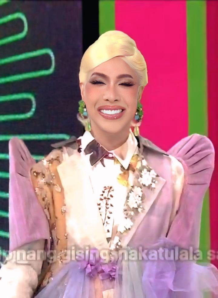lexisvperez's tweet photo. LAST EPISODE FOR THIS SEASON 🫶
#EverybodySingBaseco
#ViceGanda l Vice Ganda https://t.co/sxZbyZ7fpW