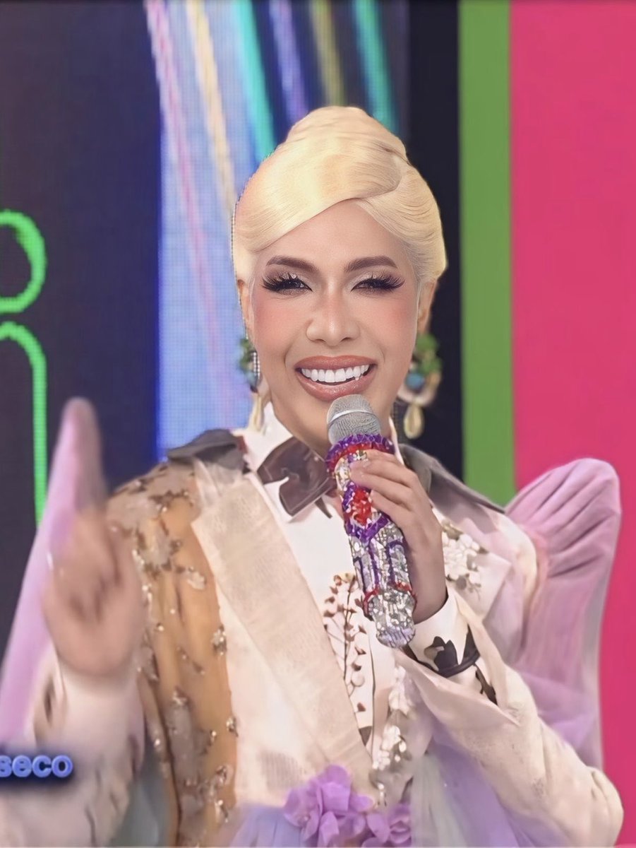 lexisvperez's tweet photo. LAST EPISODE FOR THIS SEASON 🫶
#EverybodySingBaseco
#ViceGanda l Vice Ganda https://t.co/sxZbyZ7fpW