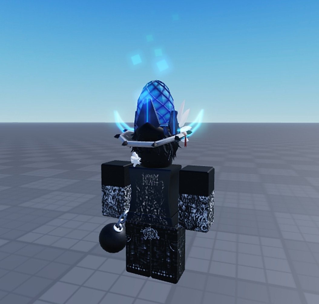 Hacterman_'s tweet photo. A few years ago, I used to worry about protecting my account from hackers and account thieves, but none of them ever caused me as much harm as Roblox itself.+

@Roblox #roblox #robloxban #robloxenforcementban https://t.co/i7u7v5Cwqi