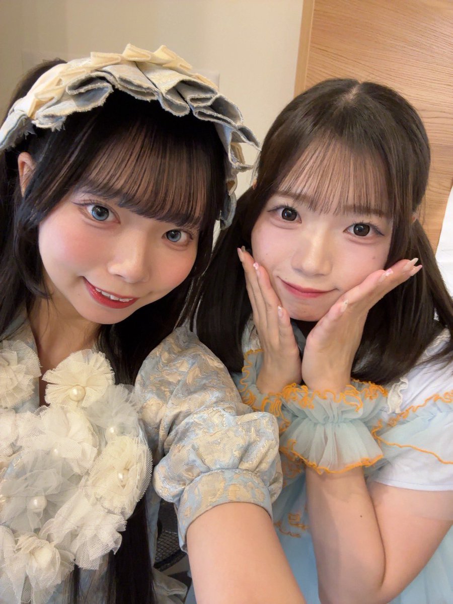 minanaro3776's tweet photo. やっほーい、ちよのだよ🌈
今日は"しずおか大好き LIVE in しずおか大好きまつり"ありがとうございました🙌
hïccaの由依ちゃん📷
初めてちゃんとお話させてもらいました🫶かわいくてかっこよくてドキドキした、また会えますように🌷🙏
kidsbowlの明佳里ちゃん、陽向ちゃん📷
https://t.co/HtUeUDDXRW https://t.co/19019XAdvE