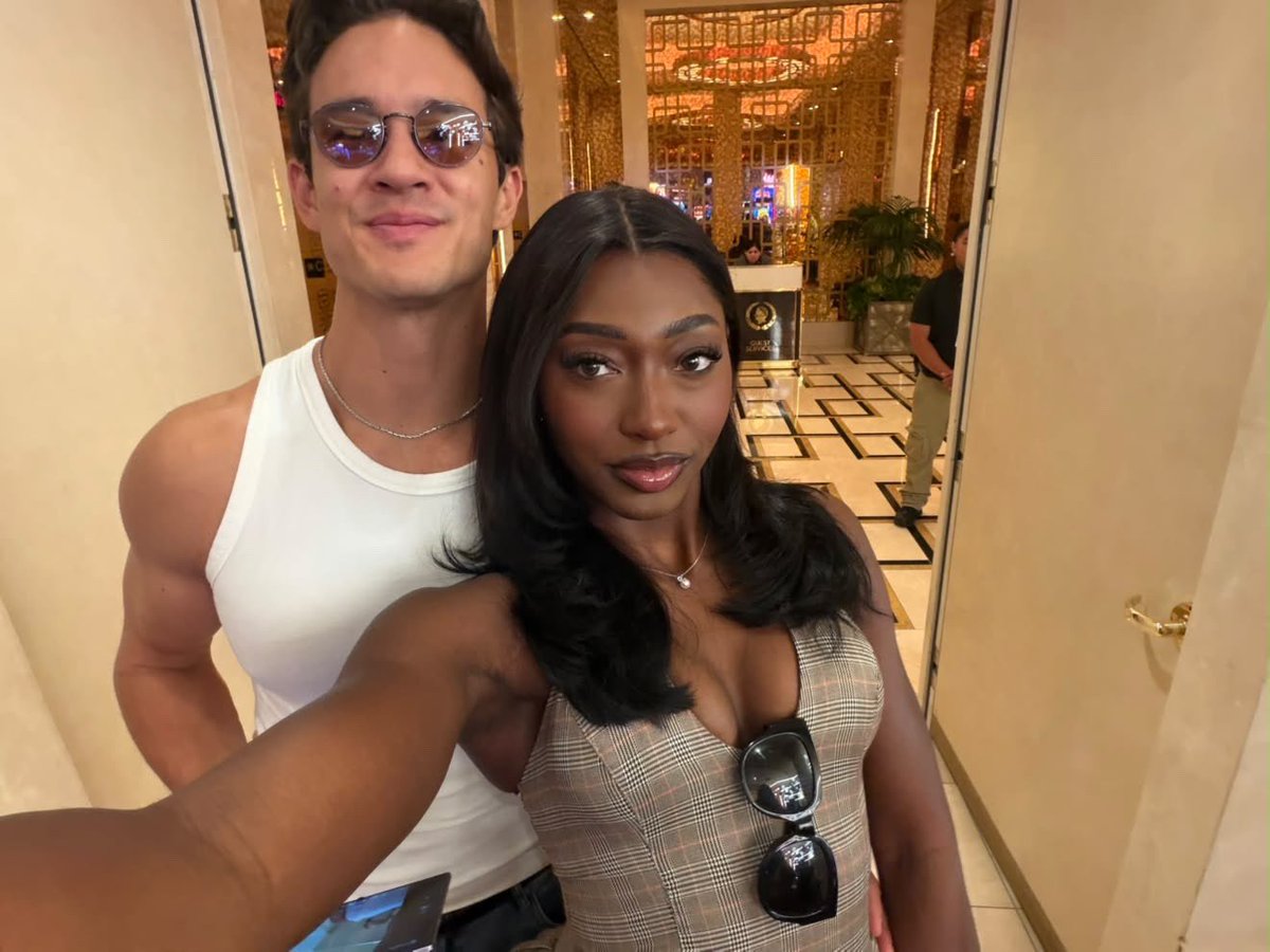 AniyaCore's tweet photo. Morning Healings from Aniya and Carl 👀 https://t.co/5ajsmaBL24