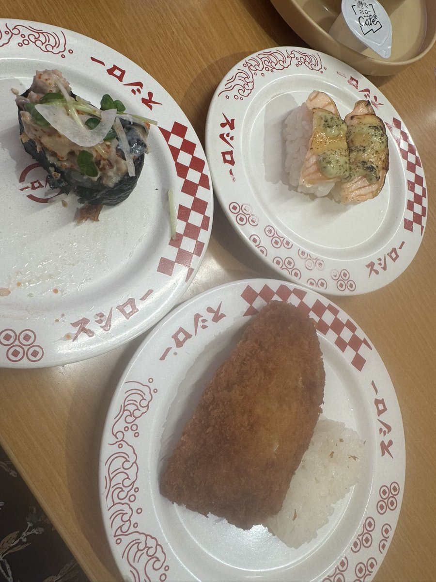 mikado_n's tweet photo. アフタは寿司です🍣 https://t.co/0TUgcWkd6b