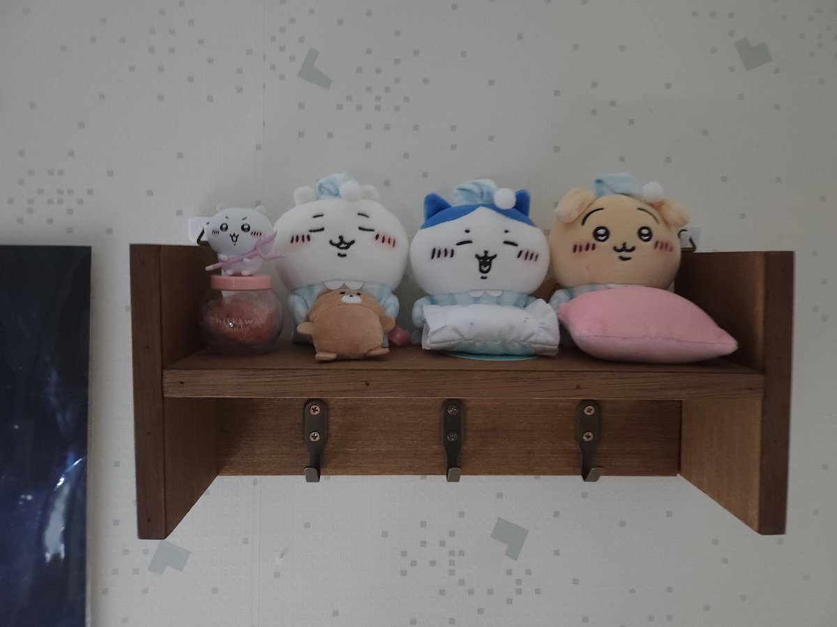 _U_JJU's tweet photo. 치이카와 극장판보고 치이카와 방에서 잠드는 삶이란 좋은거구나 https://t.co/HG1sqq04Mr