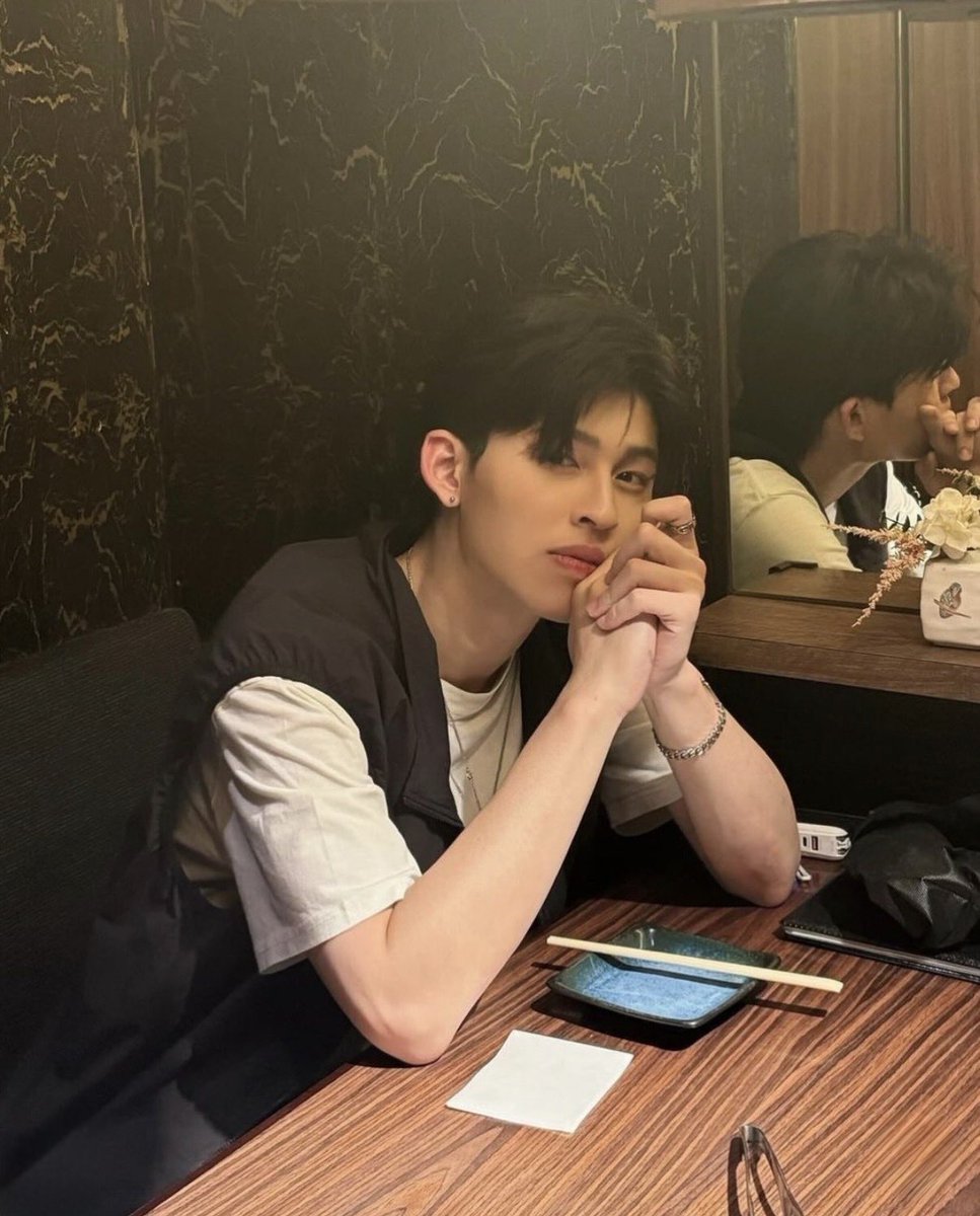 Namtarn_03's tweet photo. มีแฟนยังครับสุดหล่อ https://t.co/ik1vpVK7Vn