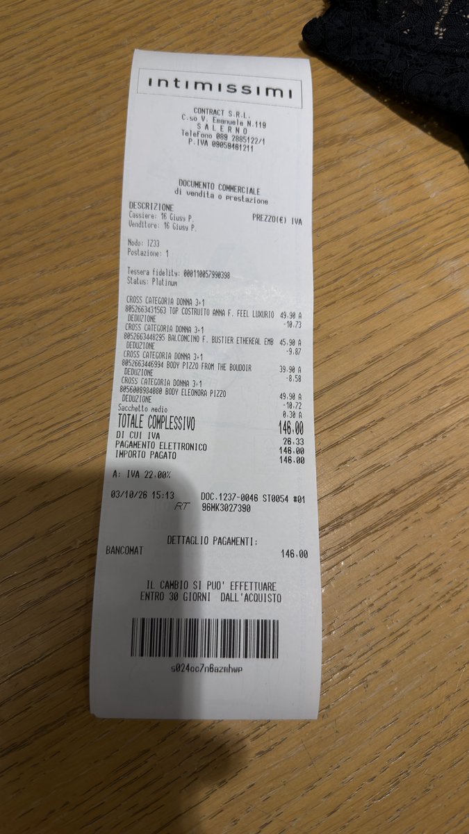 EntodGoodBye's tweet photo. Beli underwear buat cewek mahal juga ternyata, kukira cuma 50 atau 100an paling mahal, rupanya sebiji sejuta. Ternyata aku salah, minta maaf di atas materai 🙏🏽 https://t.co/l2MVqLIbAD