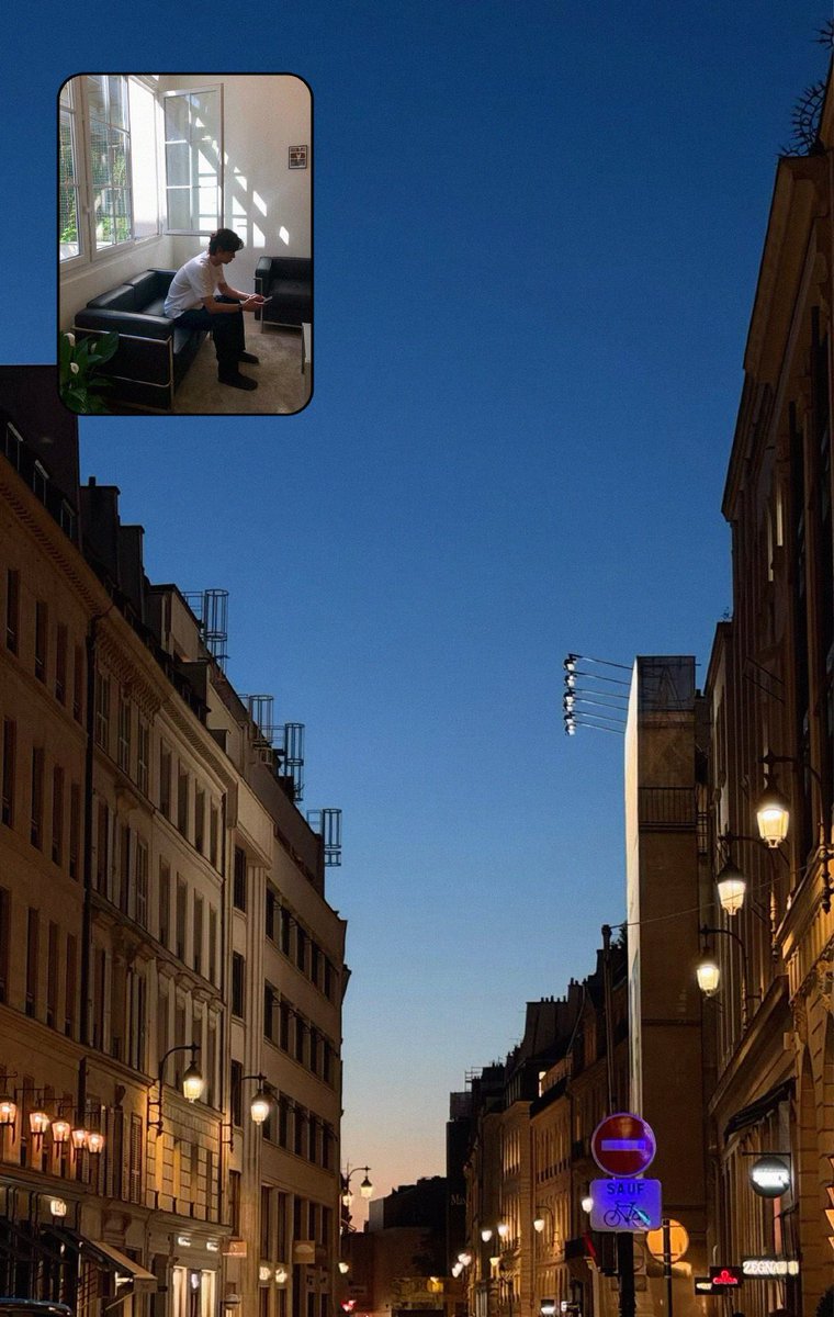 wxyzybxz's tweet photo. 261003 20:58 YIBO-OFFICIAL weibo update x Wang Yibo

“Paris BO log”
LOOK AT WANG YIBO
Transitioning from day to night, the journey continues! 🔛

#YIBOMOMENT 
#WangYiboxLOEWE https://t.co/GqWPgaGbcb