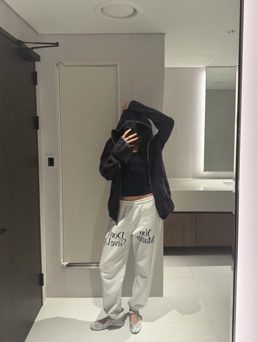 dailygawon's tweet photo. GAWON CHURRRRR UPDATE 

#GAWON #가원 #MEOVV #미야오 https://t.co/vPPE11cf3g