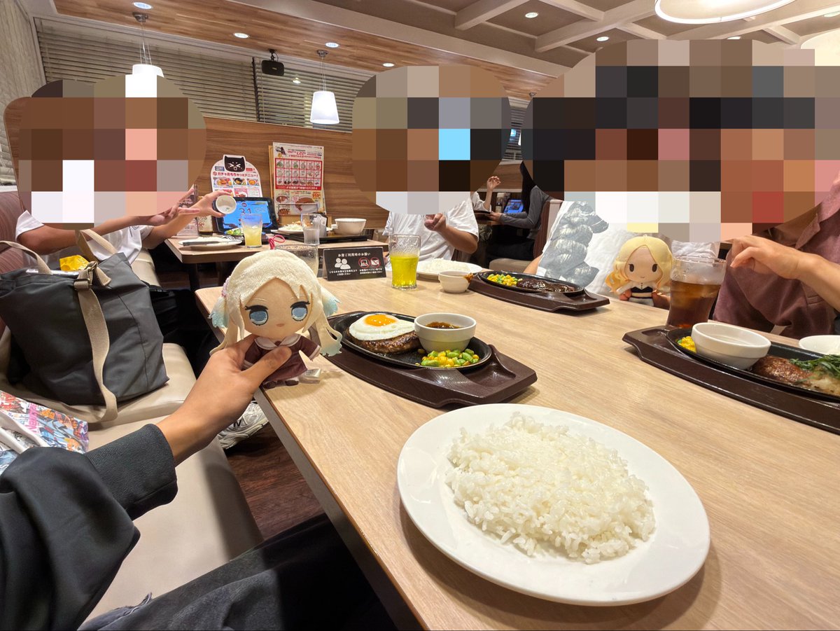 2Didol_daigei's tweet photo. 本日はμ’sデイ！！

始めにメンバー4人で初代ラブライブ映画の再上映を観に行きました✨
とにかく素晴らしい映画で涙腺崩壊…😭

その後、メンバー2人と合流をし、5人で　#ラブライブサウナ COCOFUROおおみね湯にも行ってきました〜！！

丸一日μ’sを浴びる最高の日でした♪ https://t.co/gDMr8WaDNz
