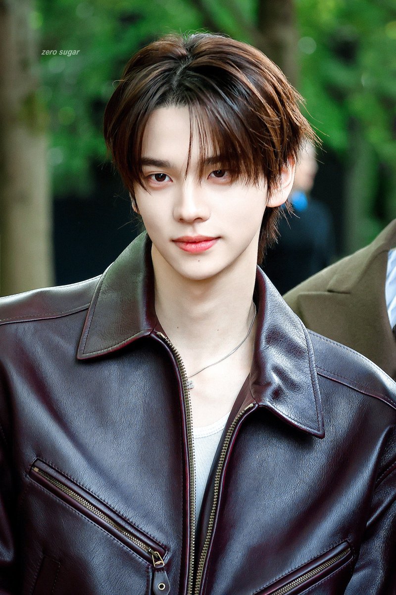 caninexe's tweet photo. a boy.                                                   a man. https://t.co/edzy6vYa8e
