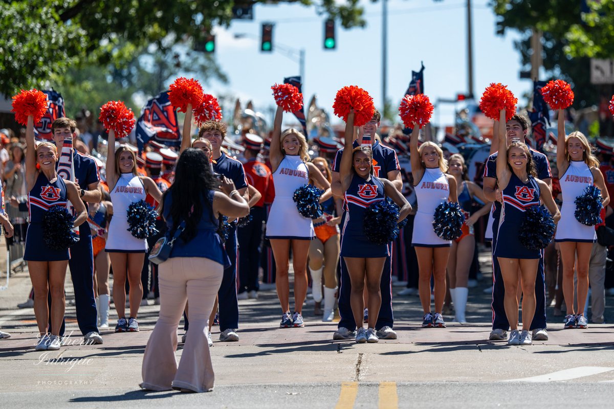 TishAU's tweet photo. The best days are game days!! #happygameday #workhardwork #WarEagle https://t.co/j8WM3Mhse5