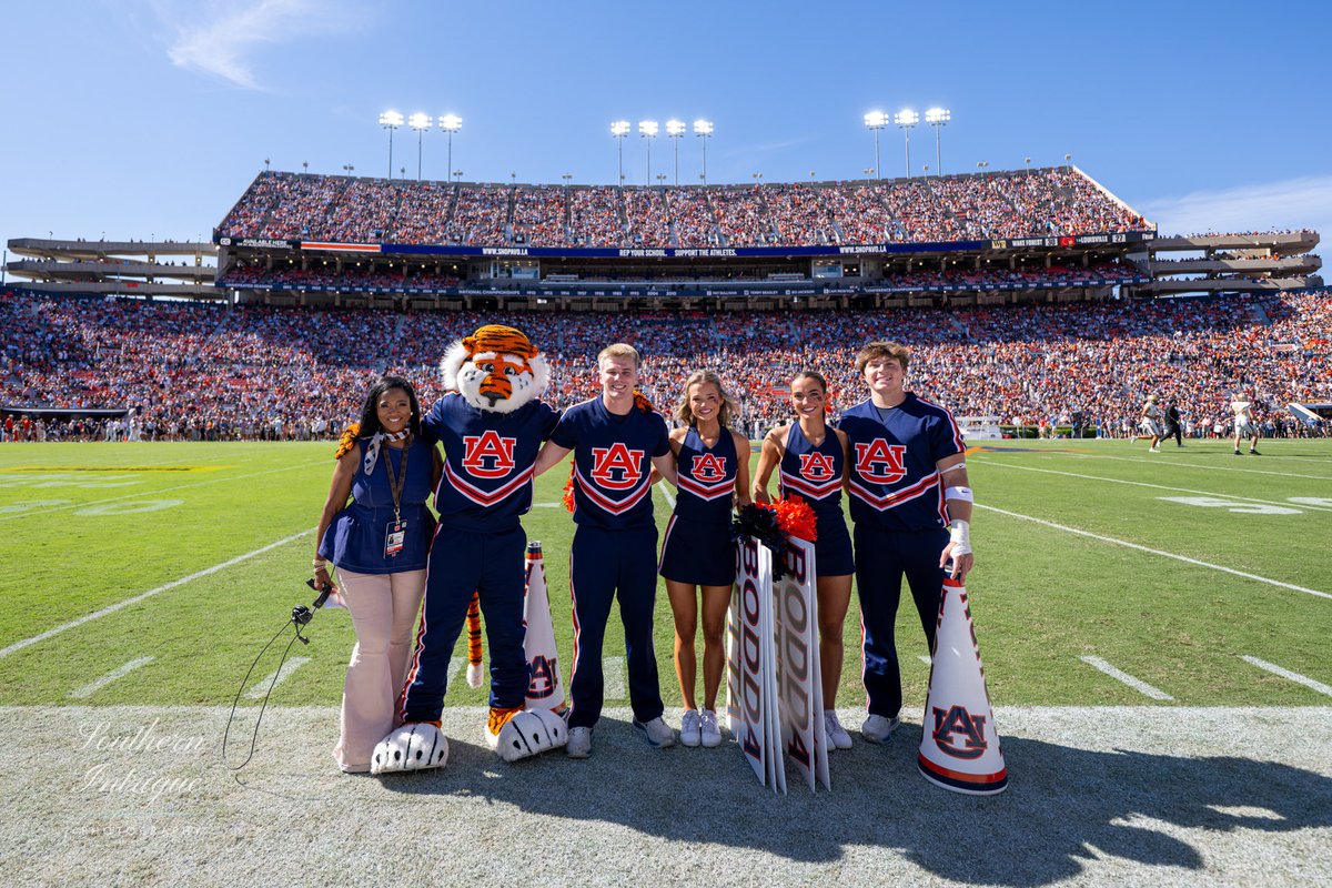 TishAU's tweet photo. The best days are game days!! #happygameday #workhardwork #WarEagle https://t.co/j8WM3Mhse5