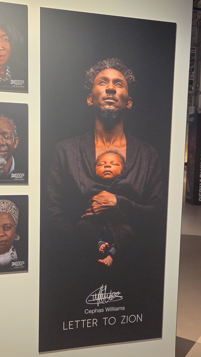 afrochic's tweet photo. Sew, this was Thursday night at the unveiled portrait of black Britain exhibition, by Cephas Williams.  If you've not seen it,  get yourself down to Aviva studios.   So much to learn and see.  @CephasWilliams 
#portraitofblackbritain #blackhistory 💖🐝🙌🏽 https://t.co/HJB2DCQ7Tt