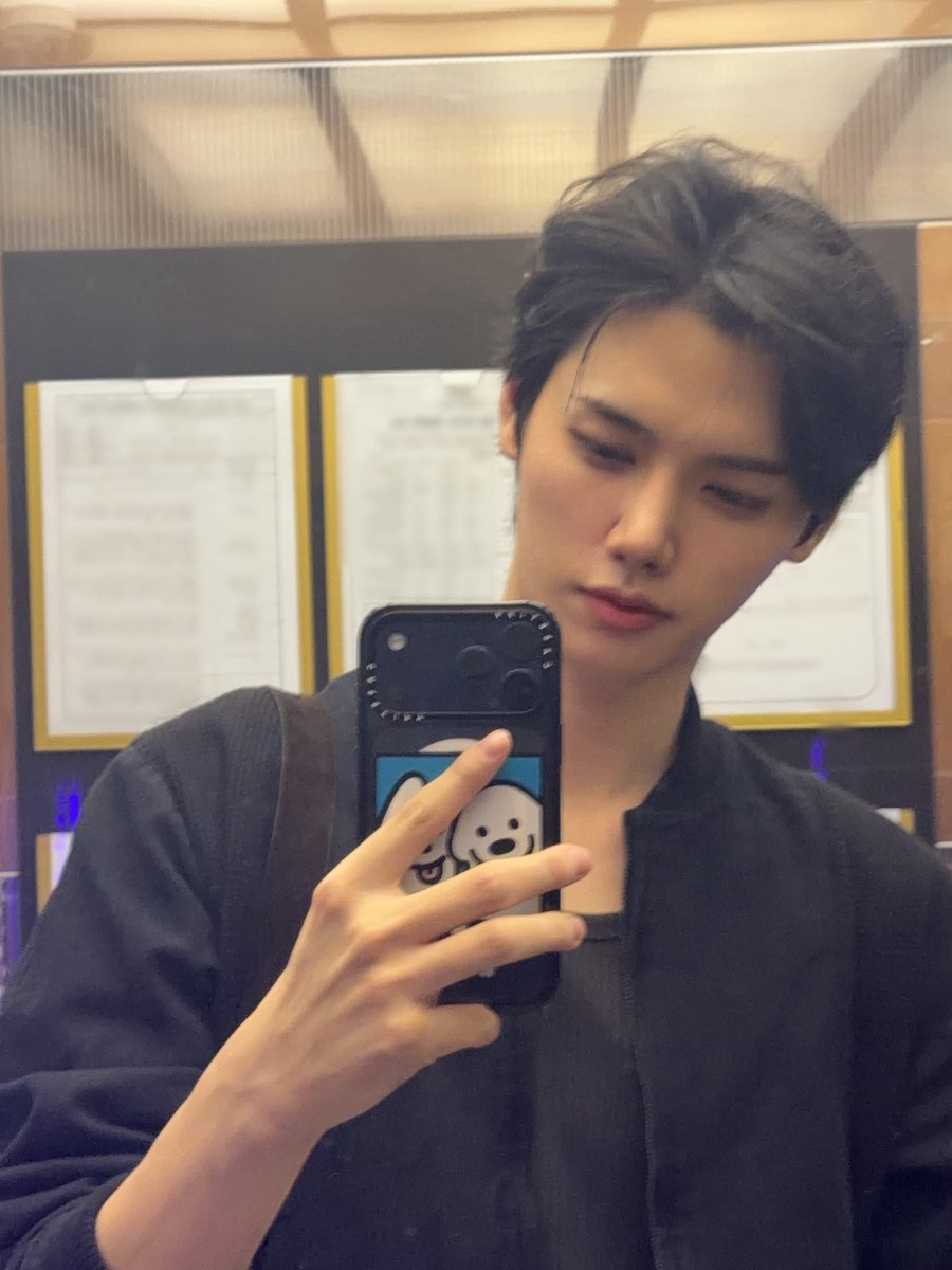 213nyong's tweet photo. 헉...//♡♡
너무 조아서 토함 ㅋㅋ 😁😁 https://t.co/Q4PkJULrrF