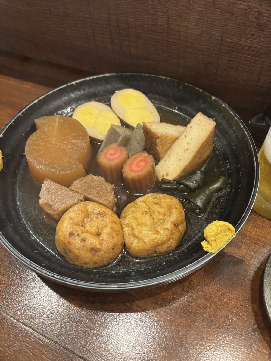 Yu_ckks's tweet photo. おでん屋さん行きました〜
大阪とは違う物を食べたいと思って
行ったけど東京のおでんも美味しかったです🤗

日曜は朝から家で勉強します📖 https://t.co/mWvX73PtjD