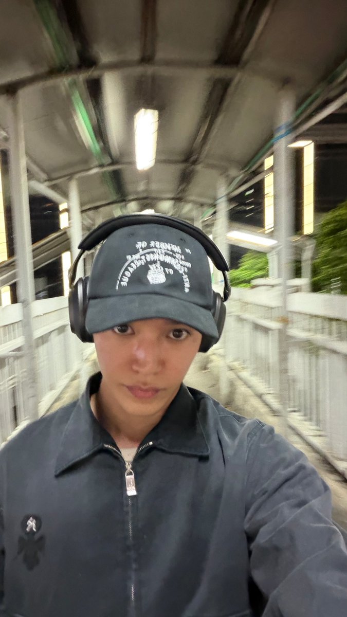 Elsplstrtyong tweet picture