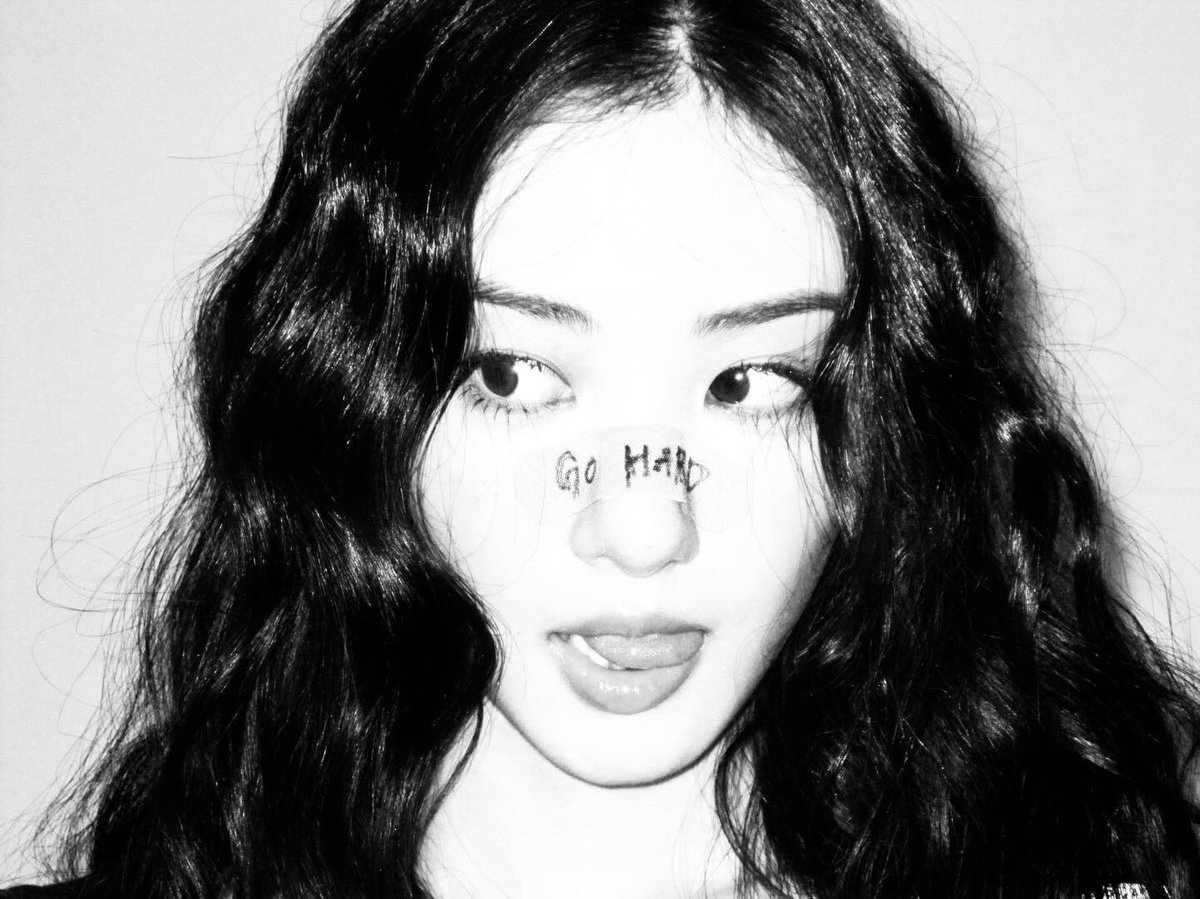 ellaheavn's tweet photo. attractiveness https://t.co/iLgC0Xs9El