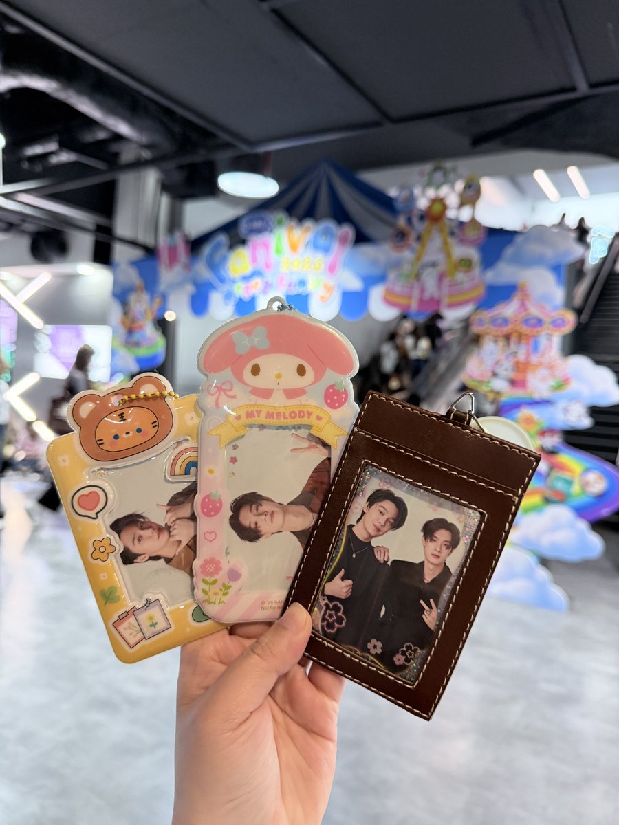 bnaen98's tweet photo. แก้บน🙏🏻🕯️

เดินจาก อนุสาวรีย์ชัยฯ -> #.GMMTVFANIVAL2026HappyFamily ที่ Union mall ✅✅✅ (ถึงแล้วก็จุ่มเลย 55555)
เริ่ม 17.11 น. ถึง 19.00 น. เดินแบบคนกรุงเทพ Native 

เหลือแจก 100 บาทให้ 1 คนคั้บ รีโพสต์ที่บนไว้ได้เลย เดี๋ยวมาสุ่มพรุ่งนี้ 10.00 น. งับ

#DewTeeFancon https://t.co/SSmfjkXcF2