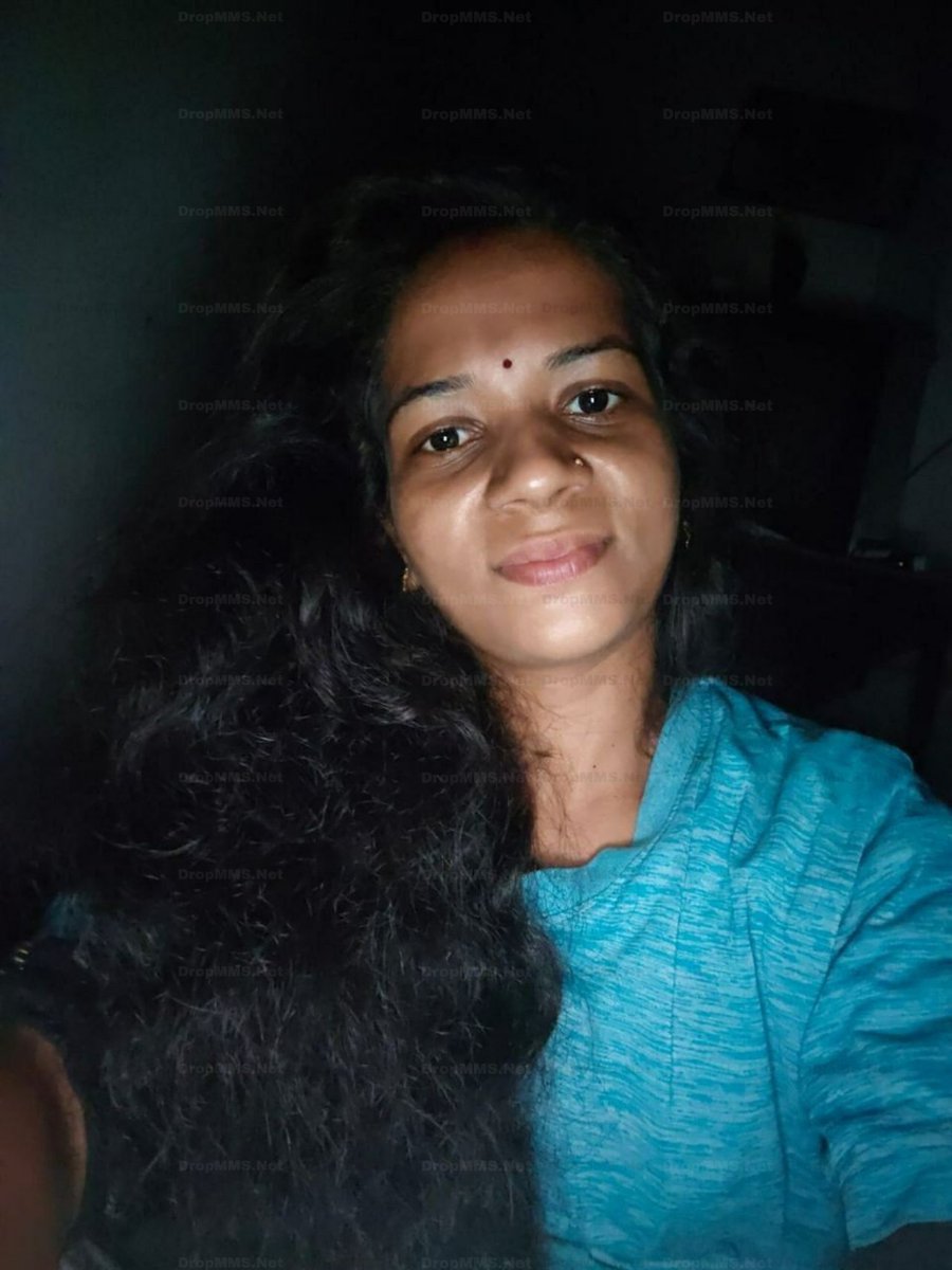 Amar31306's tweet photo. Tamil wife sex 🔥🔥part1 https://t.co/MxsGtvY4co