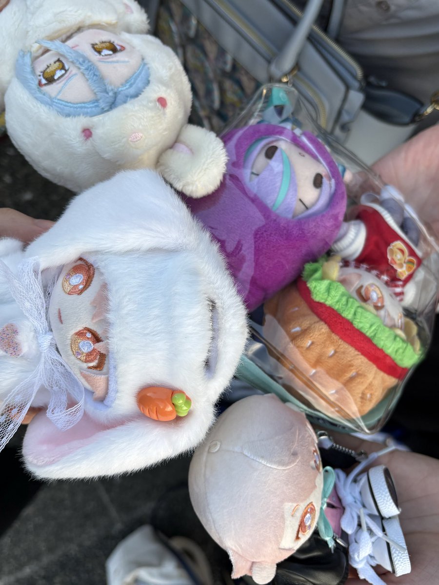 nueeee____'s tweet photo. お会いしてくださった方やお菓子くださった方ありがとうございました😭🙏❤️‍🔥 https://t.co/ba1ffRHHAA