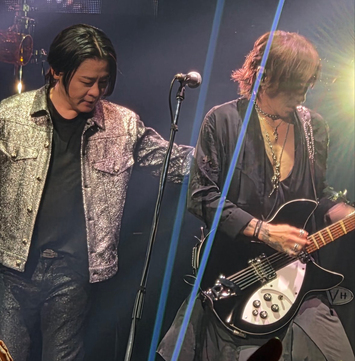 style_1999's tweet photo. LUNA SEA
20261003
仙台サンプラザホール

RYUICHIさんとSUGIZOさん

#LUNAPIC https://t.co/VIq6D2U0Rh