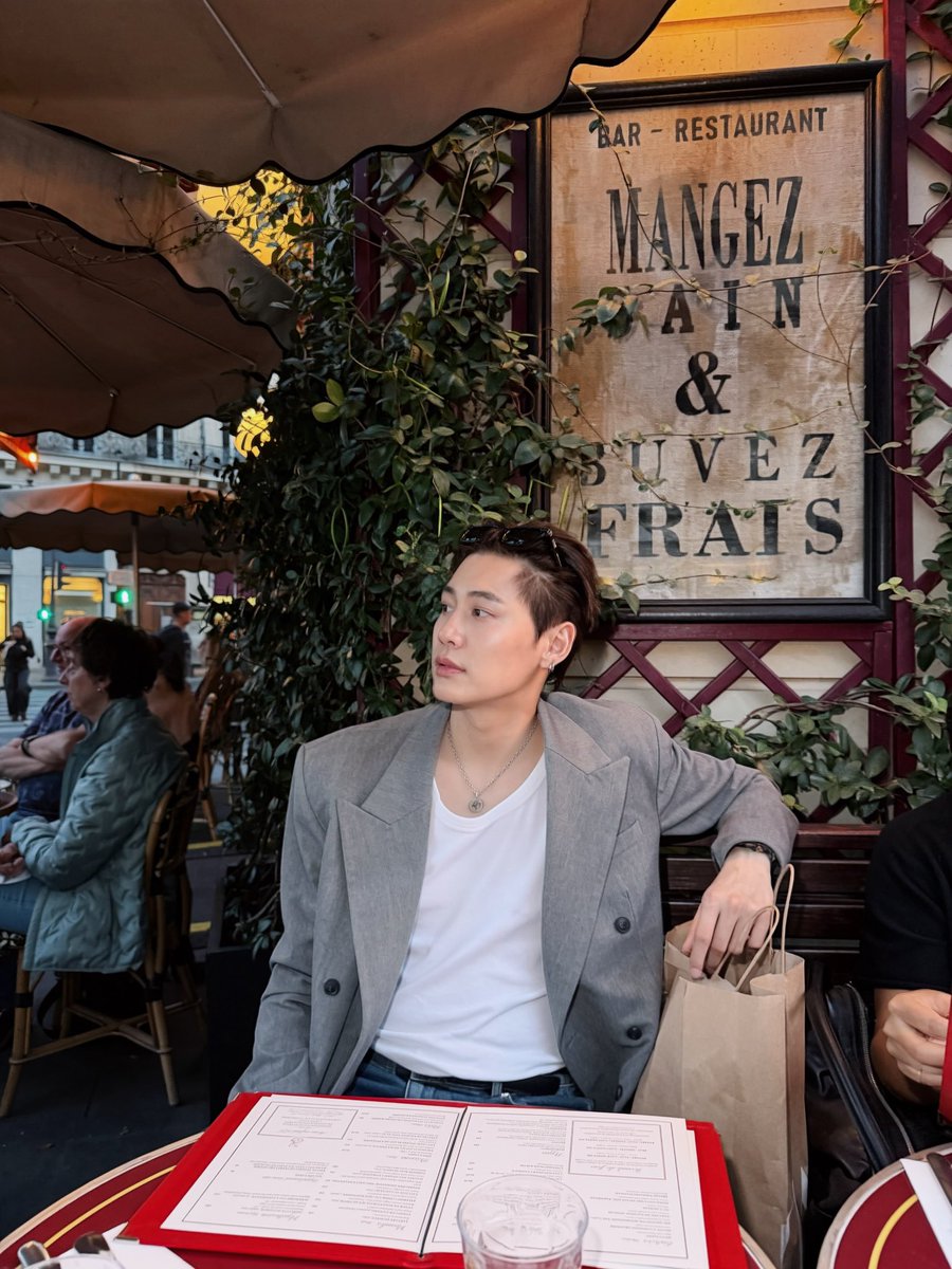 bb0un_official tweet picture
