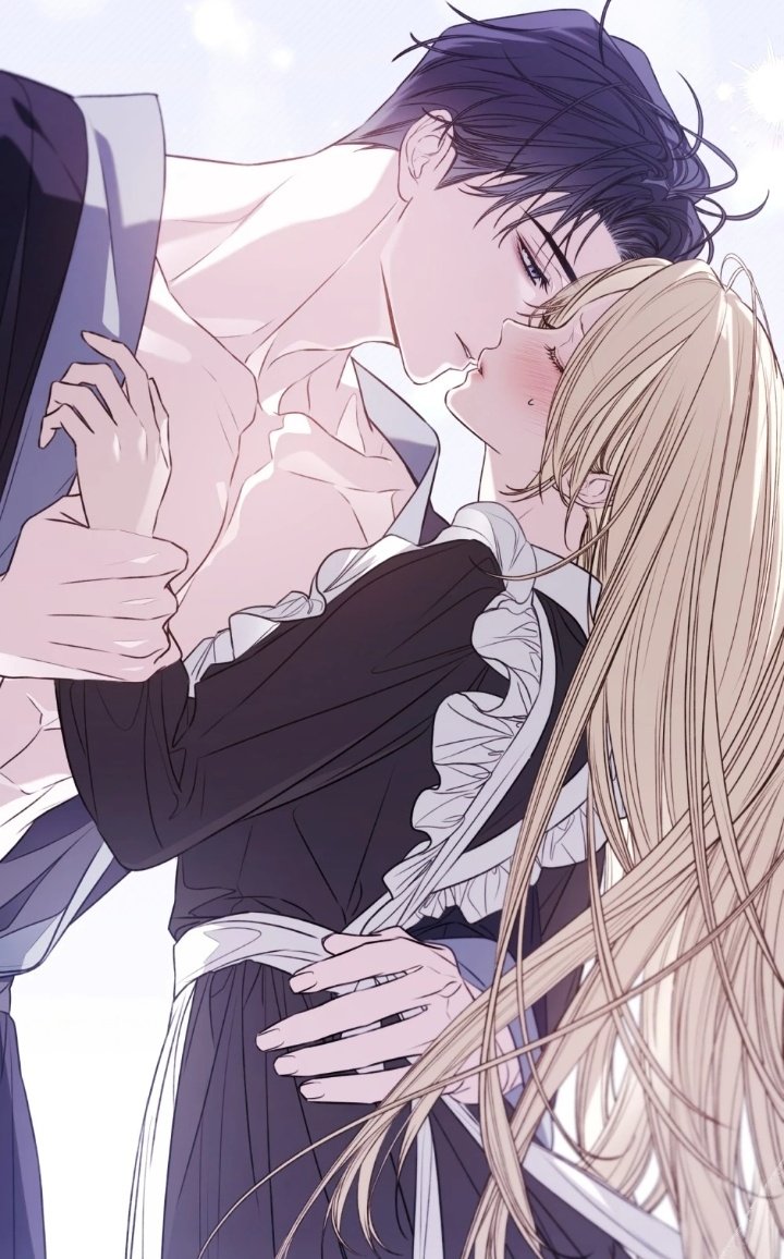 Urfavgirlxoxo1's tweet photo. It’s clear that this is the maid’s monthly salary from now on https://t.co/2uqKB09FJt