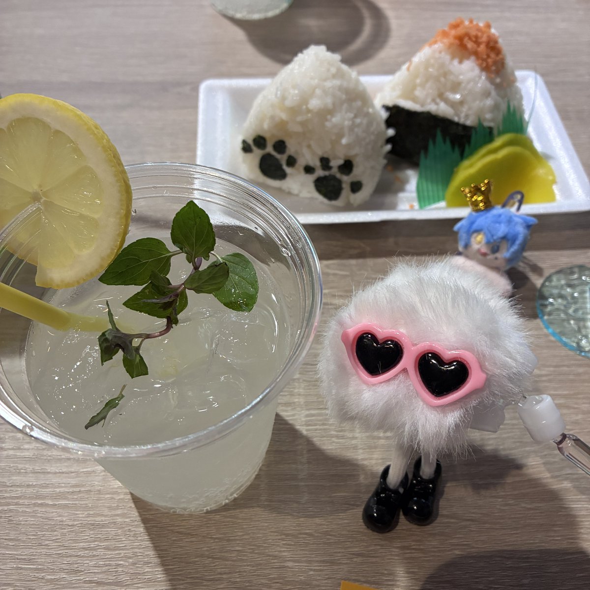 ponchanROM's tweet photo. #Spice5th
#まちろわん見て
ニギニギオニギリンチョス、全然飲み込んでいけない!w マーキングティは爽やかでよかった!
フラスタ、イメージ通りだった! https://t.co/sC2s64aj7i
