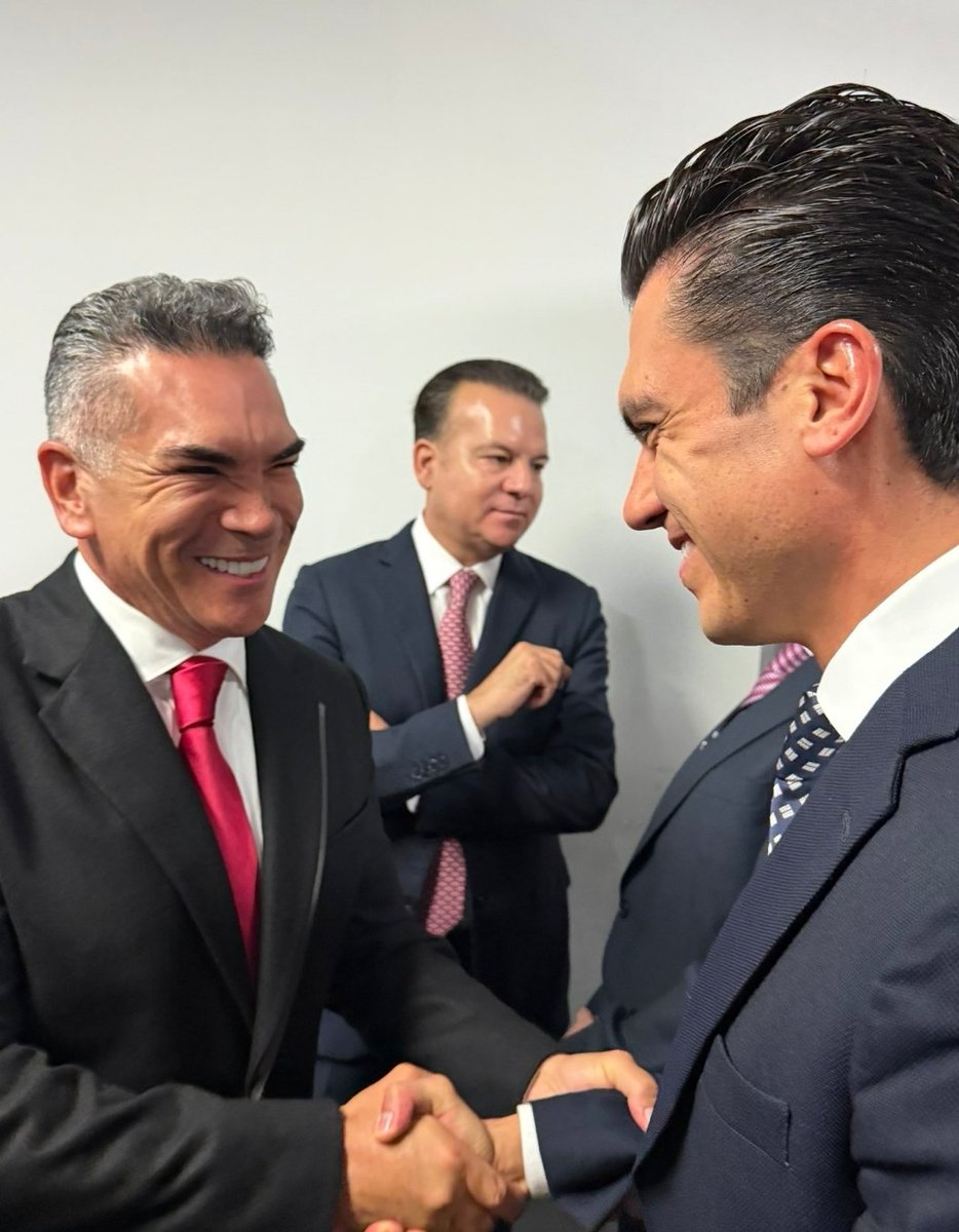 JorgeArmandoR_'s tweet photo. Ya se vieron. https://t.co/Z5AfMJ5DOY