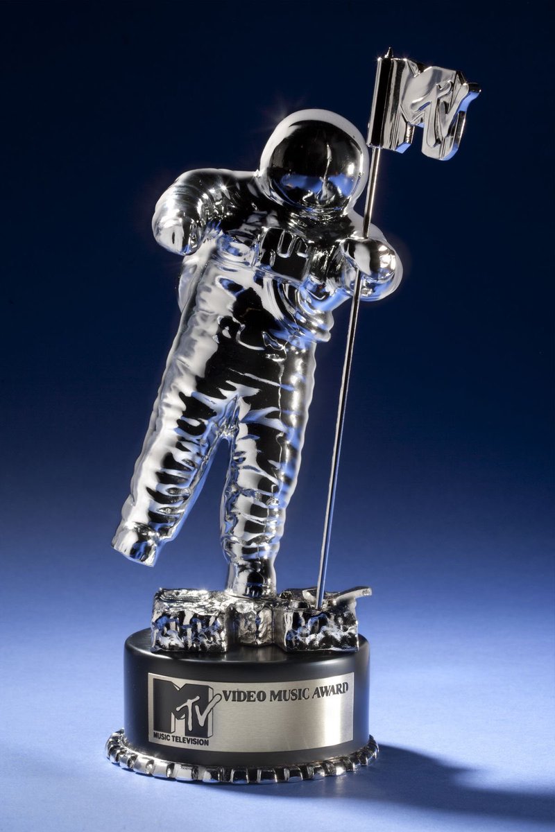 officialbbisgc's tweet photo. congratulations to Bri (@summerontl) for winning “Head Bbis Shooter” Award at the 2026 BBISGC Updates Awards https://t.co/yFGUDs3TEH