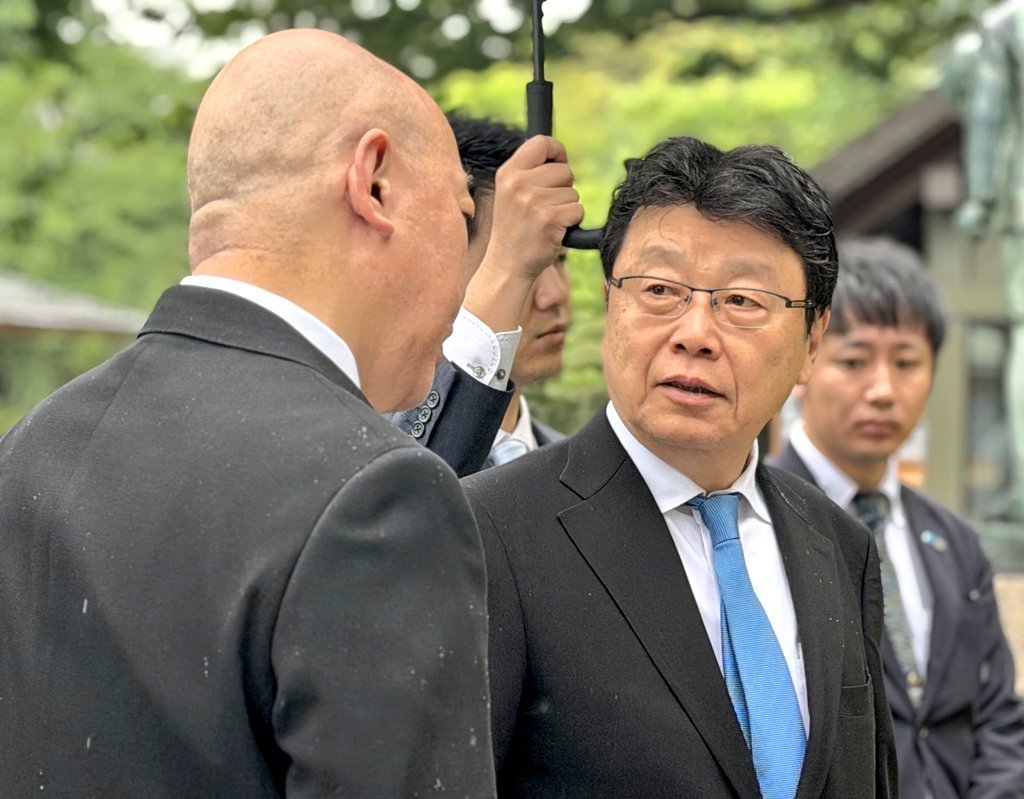 6LEjH8DcDxuhN1s's tweet photo. 「移民OK！」ということは
「安心よ、さよなら！」
と完全イコールとなる。

そんなのみんな嫌だから「移民はNO！」と答えは決まっている。
「移民大反対」を、党首自ら大宣言している国政政党がある！臆する素振りもない。
日本保守党である。

支持しないって方が無理がある。
政策満点日本保守党。 https://t.co/SnGGQhQC0x