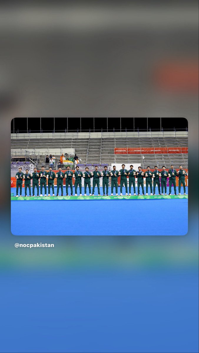 AmmadButt96's tweet photo. Alhamdulillah. Every big victory starts with a little one, and this is only the beginning. Didn't get the gold, but we got something worth holding onto. Bronze today, gold tomorrow, InshaAllah. The hunger for more stays. Small wins, big dreams. Right track, right team. To everyone who prayed, cheered, and believed: this one's for you. Grateful for every step ✌️🇵🇰❤️🏑 
@Muneeb313_  @nomanalam @khelshel @asia_hockey @PHFOfficial