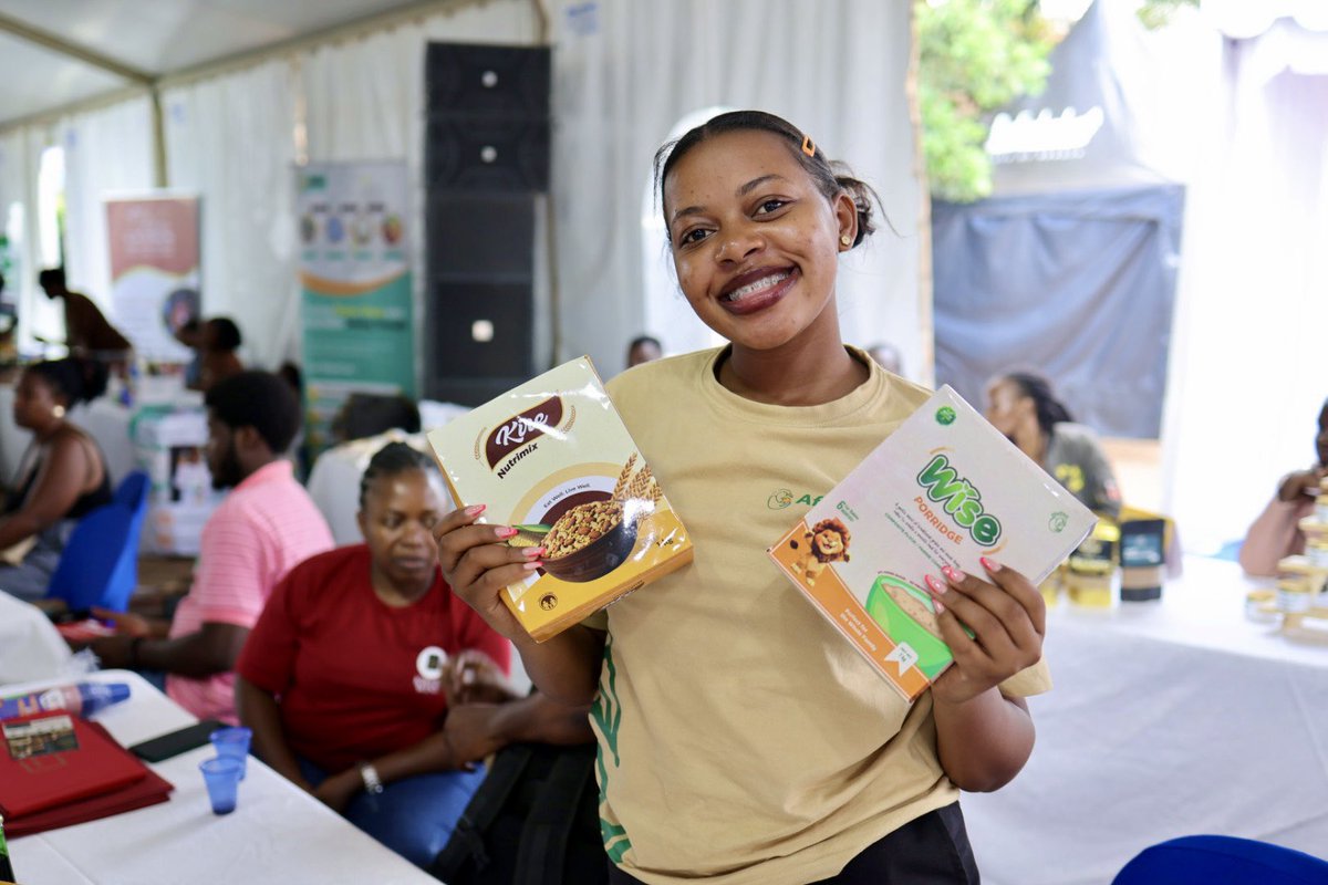 UNDPUganda's tweet photo. Plenty of smiles at #ThePearlMarketplace! 

It’s more than a marketplace. It’s a space to discover local brands, connect with entrepreneurs and support products made right here in Uganda.

Pass by to support local businesses 🇺🇬

#WomenUganda2025+ https://t.co/fnXccaNJ8x