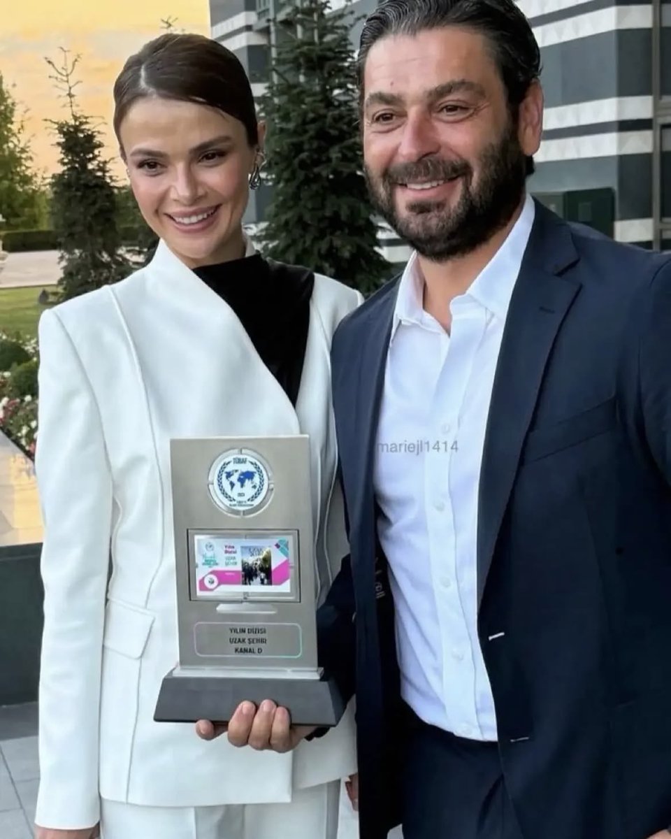 medoscuk's tweet photo. Bana çok değişik şeyler hissettiren ozsin fotoğrafları👇🏻👇🏻👇🏻 https://t.co/BbBeCN9kxy
