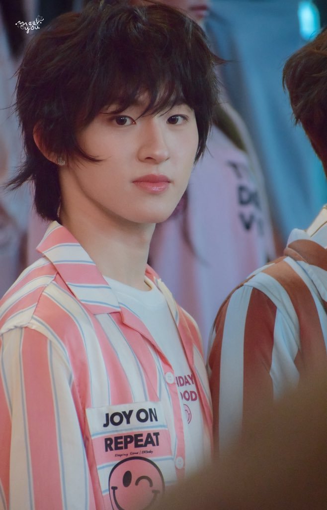 Ilhavetosaythat's tweet photo. เห็นทรงผมเมคอัพน้องก้องวันนี้ เหมือนได้ย้อนไปเห็นน้องก้องสมัยเฟรนด์ชิปที่ชั้นเกิดไม่ทันอะ โคตรน่ารักเลย หมวยจ๋ามาก😭😭😭😭😭 น่ารักว่ะ น้องก้องกับสีชมพูเกิดมาคู่กันจริงๆๆๆๆๆ🩷🩷🩷💕💕💕💕💕💓💓💗💗💞 https://t.co/pnHP0sVf17