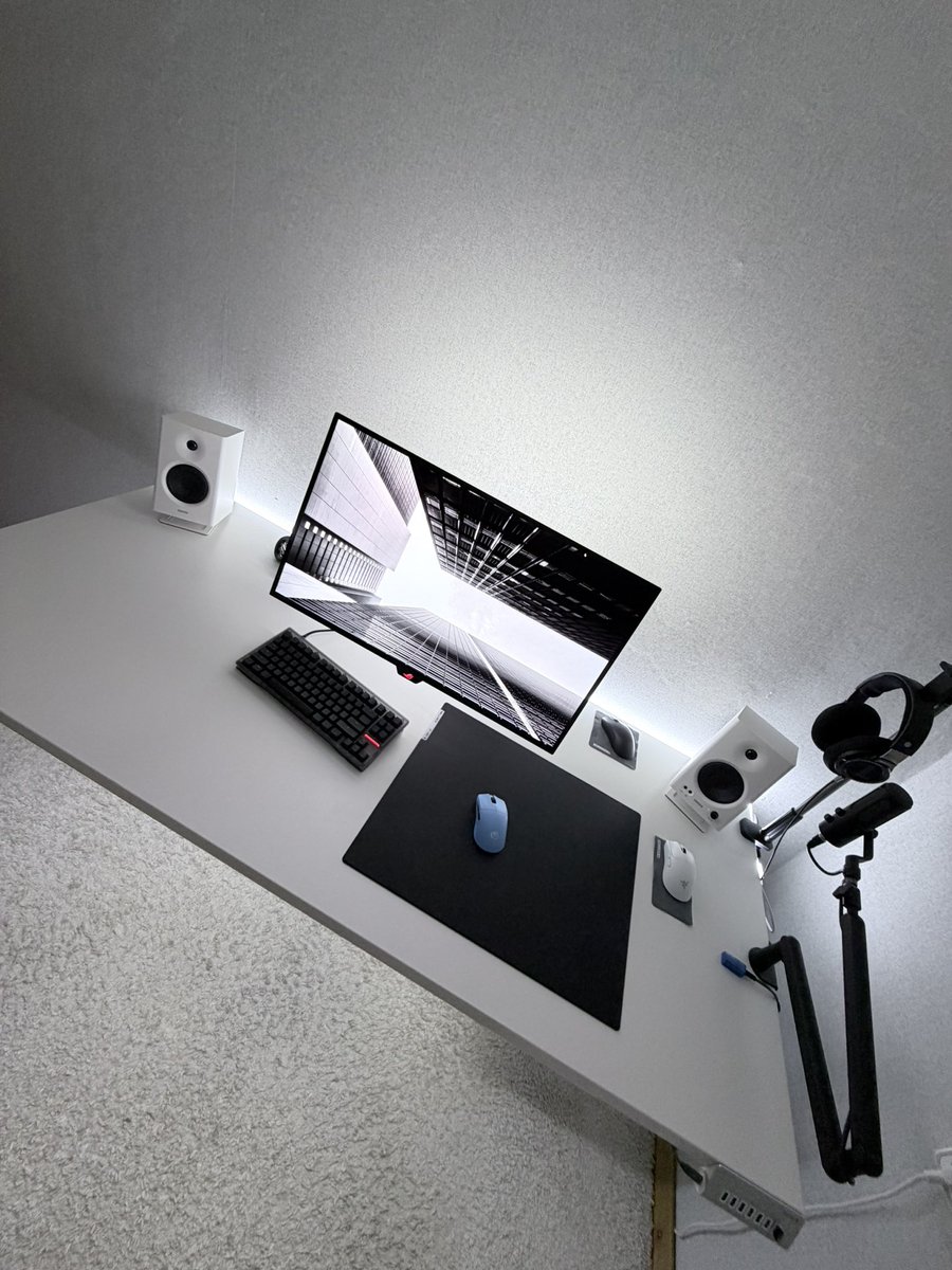 cyberturb0_'s tweet photo. Setup pics🙌☁️ https://t.co/UO6vDm57ln