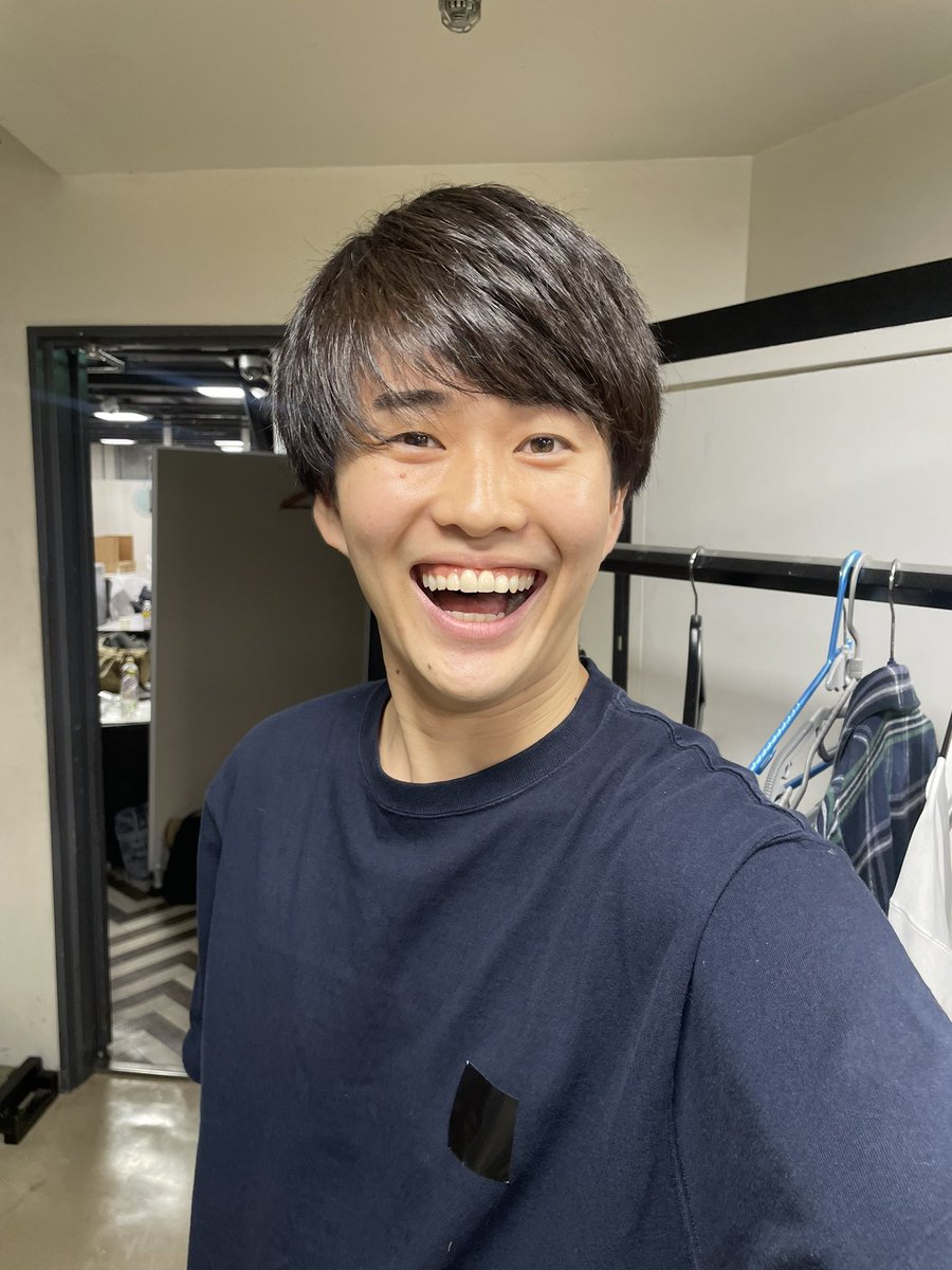ishiharanandes's tweet photo. 今回のグランプリ部被ってないのに前よりいい笑顔で殴られた https://t.co/DmixZed7h3