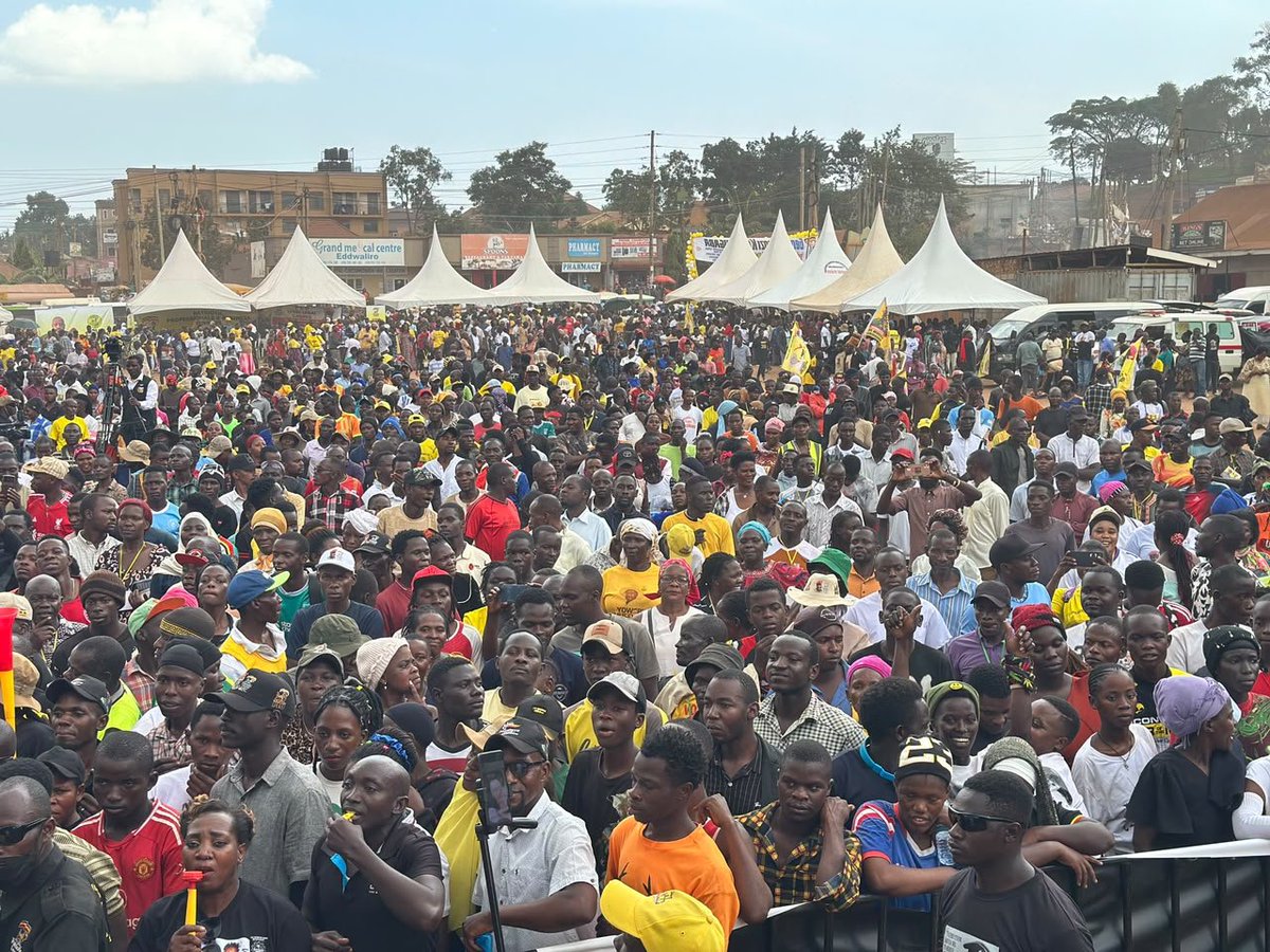 HonTwallafadil's tweet photo. Amidst the heavy down pour, the people of Wakiso have turned up in large numbers for the @mkainerugaba 2031 endorsement Baraza.

Vice chairman @chairtoyota ako hapa

Asante wakiso https://t.co/jU75NAIFKJ