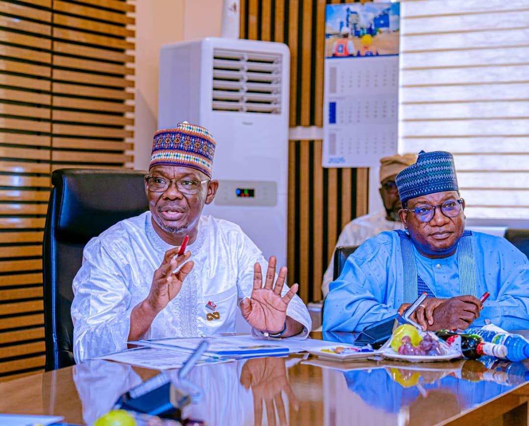 aonanuga1956's tweet photo. North Central Mobilises Votes for President Tinubu, plans grand rally in Lafia

Leaders and stakeholders of the All Progressives Congress from Nigeria’s North Central region have launched the North Central Grassroots Mobilisation Movement to support President Tinubu and Vice President Kashim Shettima's re-election in 2027.

At the movement’s inaugural meeting, held at the office of the Secretary to the Government of the Federation in Abuja on Friday, Senator George Akume, CON, commended the movement’s national coordinator, Arc. Sonny S.T. Echono, for bringing the forum to fruition. 

He said the North Central has the overriding objective of delivering the highest regional vote total for President Tinubu.

Governor Abdullahi Sule of Nasarawa State also commended the initiative as timely and observed that the challenges ahead of the 2027 election were gradually receding, adding that the latest voter register indicated strong support for the APC in the North Central region.

He expressed confidence that the region would deliver the highest number of votes for the President and other candidates contesting under the APC platform.

He noted that the political strength of the North Central, which currently boasts the SGF, the National Chairman of the APC and several key political appointees, was significantly stronger than it was ahead of the last election.

He said the region would leverage the North Central Grassroots Mobilisation Movement for Tinubu/Shettima to take the party’s message to the grassroots and mobilise support across the region.

Arc. Echono said the conversation was no longer simply about whether President Bola Ahmed Tinubu would win the North Central but about the region positioning itself to deliver the highest number of votes to the President in the 2027 election.

Echono commended the Secretary to the Government of the Federation, Senator George Akume, the North Central Governors’ Forum and other critical stakeholders across the region for their steadfast commitment and support for the Renewed Hope Administration of President Bola Ahmed Tinubu.

He said the forum would serve as a formidable launchpad and strategic mobilisation platform, bringing together political leaders, grassroots actors and other stakeholders across the North Central under a shared vision and common purpose ahead of the 2027 elections.

Information Minister,  Alhaji Mohammed Idris, described the movement as the first of its kind.

At the conclusion of the meeting, the forum resolved to intensify mobilisation of support for President Tinubu in 2027, to deliver the region’s highest vote total.

It also agreed to organise a grand rally in Lafia, Nasarawa State, alongside a medical outreach programme, the establishment of a Reconciliation Committee and the organisation of town hall meetings across the region.

The forum resolved that the Minister of Information would collaborate with State Commissioners for Information, State Publicity Secretaries and state publicity committees to increase awareness of the initiative, with the support of the state governors.