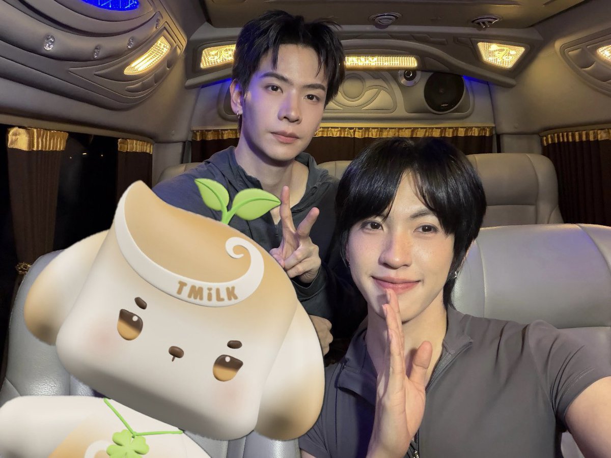aenpeonix's tweet photo. look at my cutie family.. oh, im in tears 😭🤍 https://t.co/YUivrmtYvi