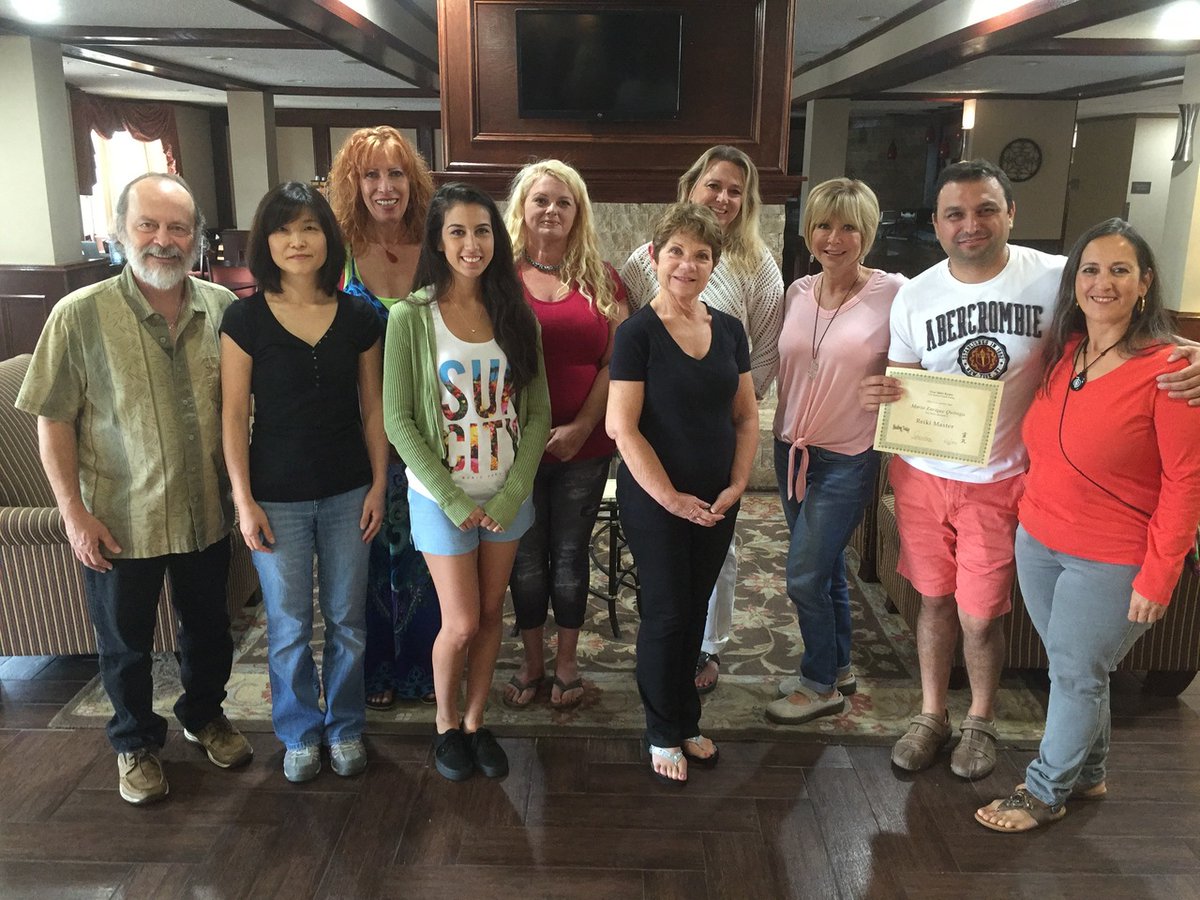 healingtodayusa's tweet photo. Reiki classes in Dallas for all levels on January 9-10, 2027 https://t.co/odCIrOj0A1 #dfw #Dallas #mesquitetx #irvingtx #FortWorth #Plano #waco #arlingtontx #dentontx #naturalhealing #reikiclasses #ReikiCertification #reikitraining #reikihealing #holistichealing #holistichealth https://t.co/0rzoQSG86s