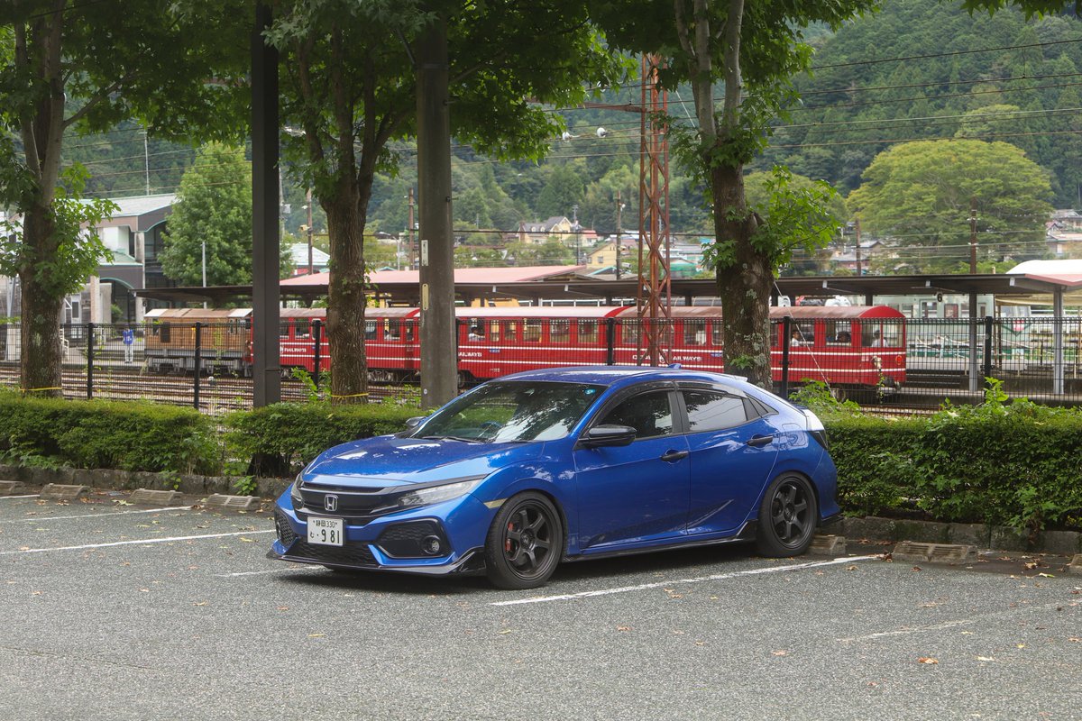 fk7_punch's tweet photo. #9月を写真４枚で振り返る

自由の女神像、びゅうお、愛犬、大井川鐡道
愛車と共に https://t.co/oAPYNkRI2M