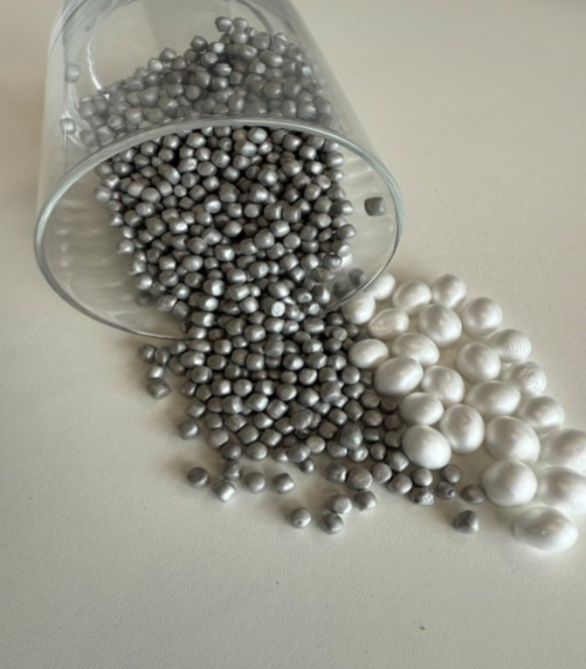 PLASTICS_US's tweet photo. Congratulations to ZealaFoam on winning the 2026 Innovation in Bioplastics Award 🏆

ZealaFoam’s 100% plant-based foam technology delivers EPS-like performance while working with existing manufacturing equipment, creating a practical path for industry to transition away from fossil-based foams. A great example of innovation driving both sustainability and commercial scalability. 👏 🌱

#BioplasticsWeek #Innovation #Sustainability