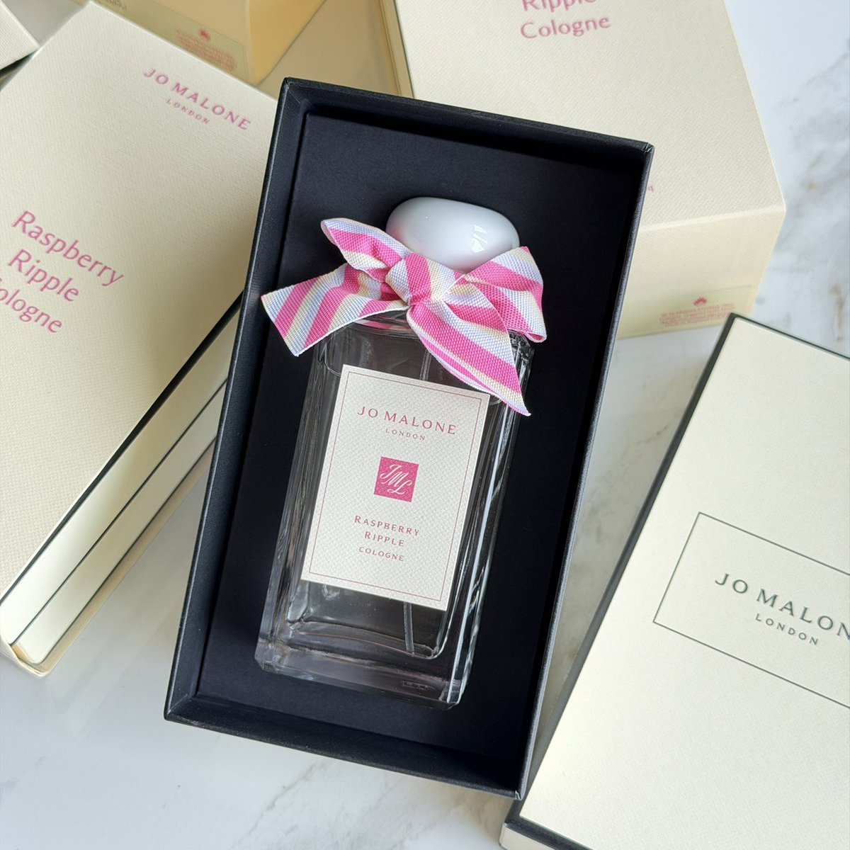 Fon_srlk's tweet photo. พร้อมส่ง

Jo Malone Raspberry Ripple 100 ml พร้อมกล่อง + ปลอก Limited

💕 3,890฿

💕 รับถุง + 100฿

✨กลิ่นใหม่ Raspberry Ripple จาก Jo Malone London  ฟีลผู้ดีอังกฤษไปปิคนิคซัมเมอร์ กินไอติมราสเบอร์รี่ริมทะเลเลยค่ะ https://t.co/yOTOucBaBU