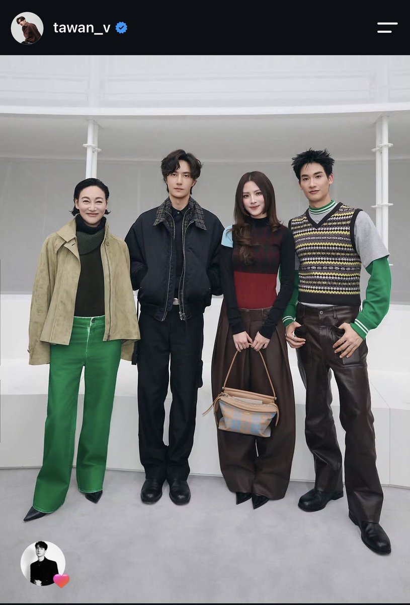 PakcheeforWYB's tweet photo. อเมซิ่งมาก ฟคทุกคนตกใจ อี้ป๋อกดไลค์ให้ใบเฟิร์นกับเตตะวัน กรี๊ดดดดดด อะไรกันครับเนี่ยยยยยย 😳 https://t.co/FkkmHZmqJD