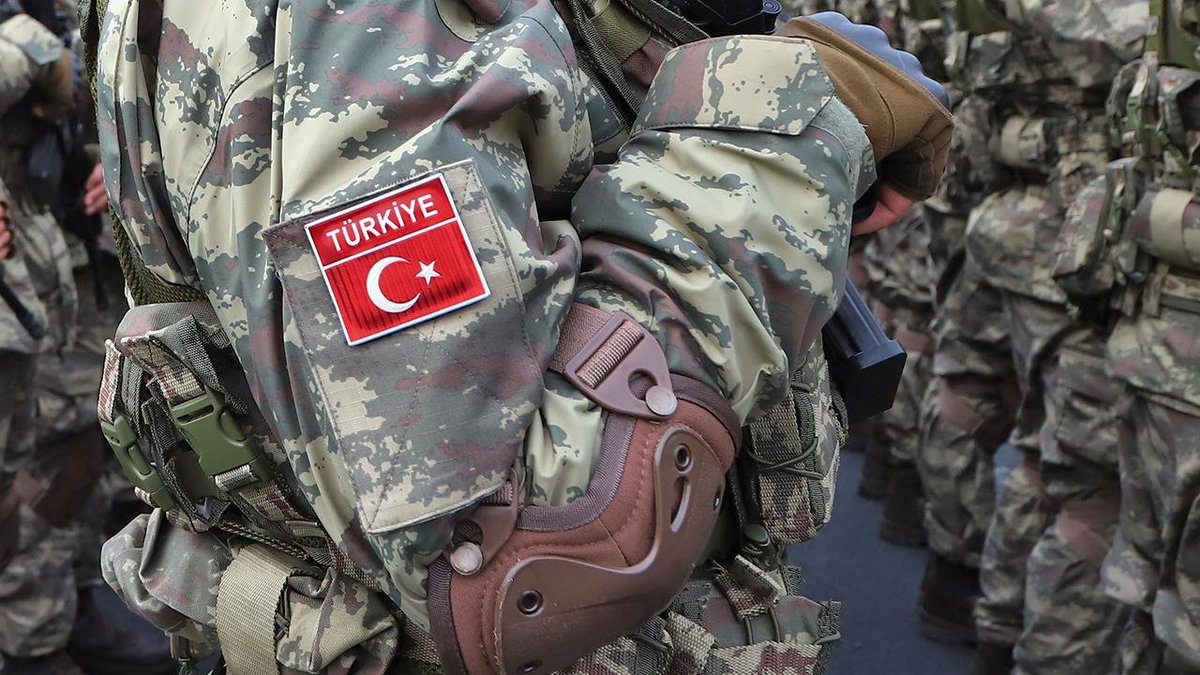 ATurk27's tweet photo. İsrail Ulusal Güvenlik Çalışmaları Merkezi eski Başkanı Dan Schueftan:

Bağımsız Filistin devleti kurulursa ilk işleri Türk askerini çağırmak olur. Filistin devletinde Türk askerinin konuşlanması, İsrail’in karşılık verme ve caydırıcılık kapasitesini sınırlayacaktır.

Geliyoruz https://t.co/YKSRqjEnDb