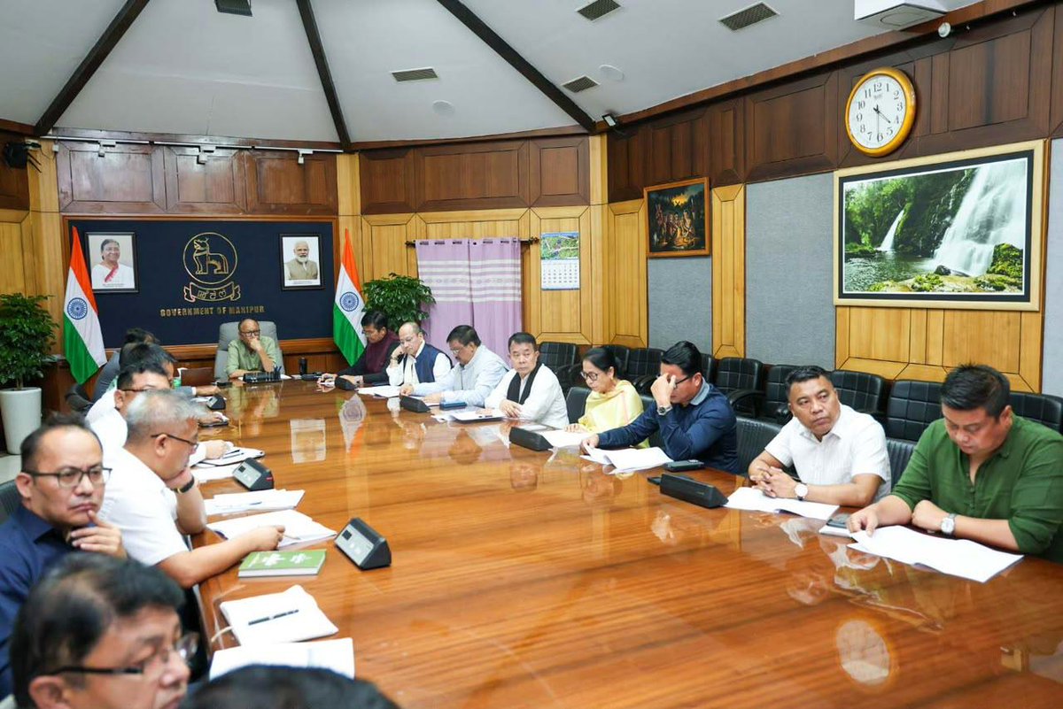 YKhemchandSingh's tweet photo. Chaired an important meeting on the holistic development of Loktak Lake at the Conference Hall of my Secretariat today.

The meeting was attended by Hon'ble Minister (Art & Culture / Tourism) Shri Kh. Loken Singh; Hon'ble MLAs Shri Th. Basanta Kumar Singh, Shri Th. Shanti Singh, Shri K. Robindro Singh, Shri T. Robindro Singh, Smt. Irengbam Nalini Devi, Shri S. Premchandra Singh and Dr. Usham Deben Singh.

The meeting was also attended by Chief Secretary Shri Rajeev Singh Thakur; Chairman of Loktak Development Authority (LDA) Shri Arun Kumar Sinha; Project Director, LDA, Shri Heisnam Balkrisna Singh, along with other senior officials.

The meeting deliberated on matters related to the sustainable development and protection of Loktak Lake and the proposed amendment of the Manipur Loktak Lake (Protection) Act, 2006.