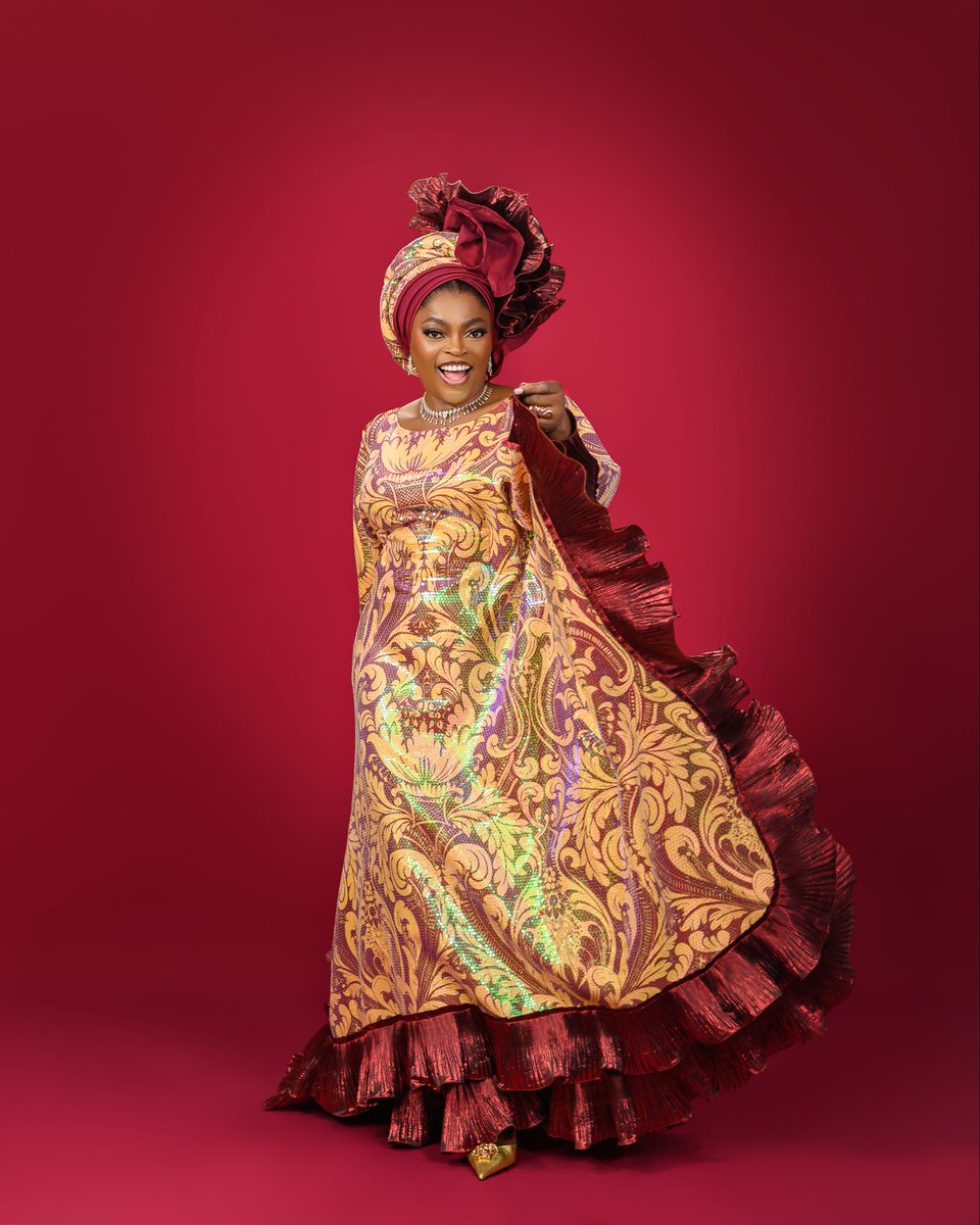 funkeakindele's tweet photo. Saturday is for owambe! Where the party at? Loving my look in this Patrick Ayanski sequine damask! https://t.co/oRy3ImiJj9