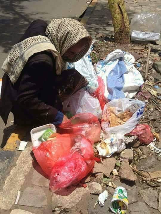 Ahmadddd1wr's tweet photo. @0dGi4 @4vdxu @IRIMFA_AR @KSAMOFA عندنا زباله تعال كل منها يا بهيمه ههههههه https://t.co/lWZ8SD7U1k